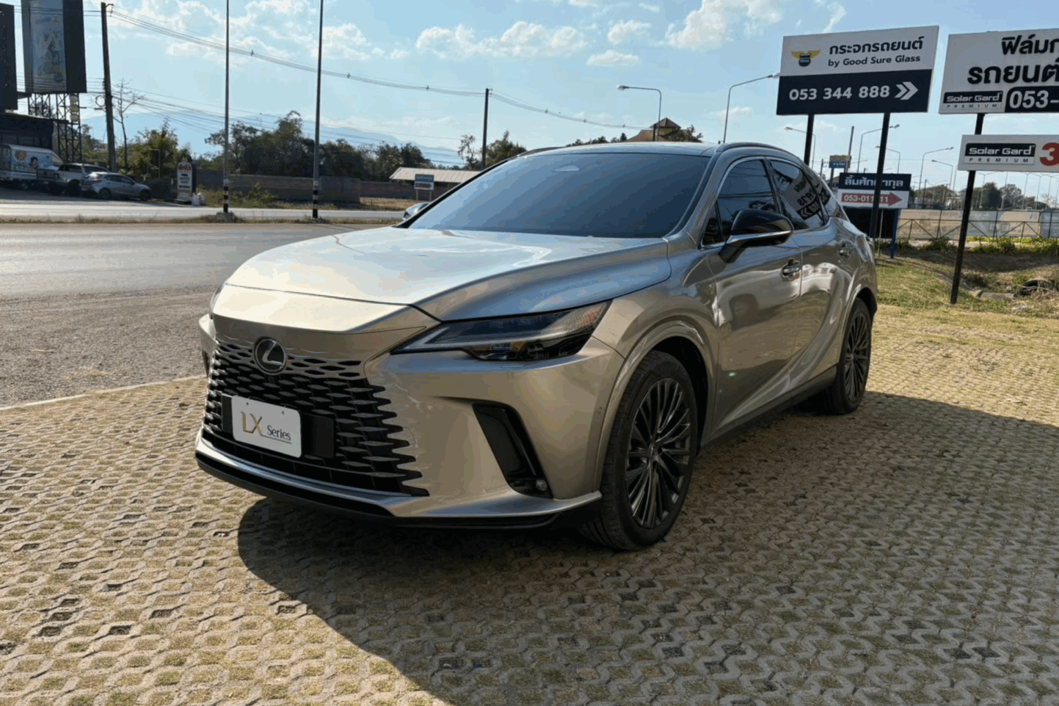 LX Series front: lx40 side: lx40 - SUN BK